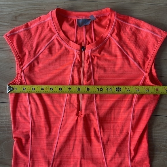𝅺athleta Short Sleeve Half Zip Orange Running Workout Top Size Small - Picture 10 of 13
